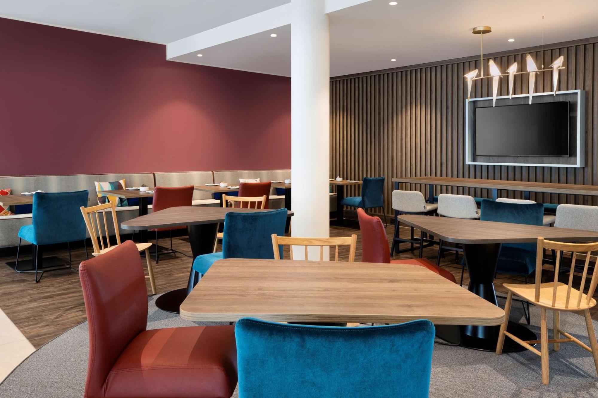 Hampton By Hilton Kaiserslautern Exterior photo